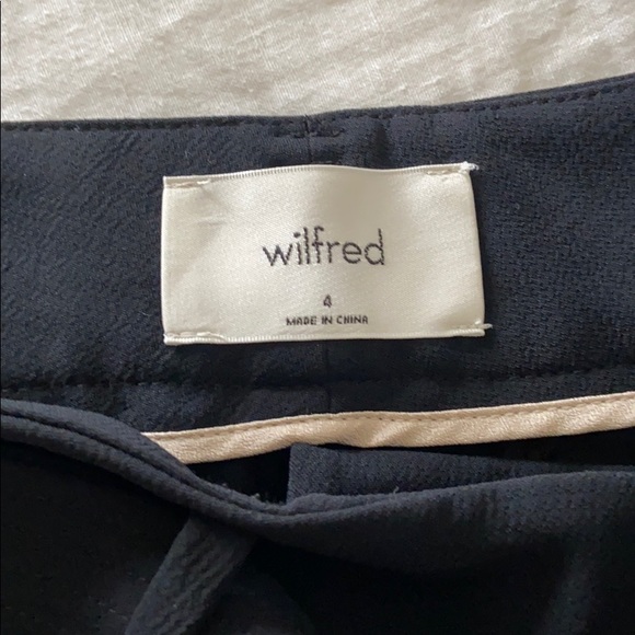 Aritzia High waisted pant with tie front - Picture 3 of 4